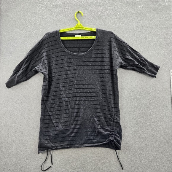 torrid Tops - Torrid Women Shirt 1 Gray Striped Scoop Neck Pullover